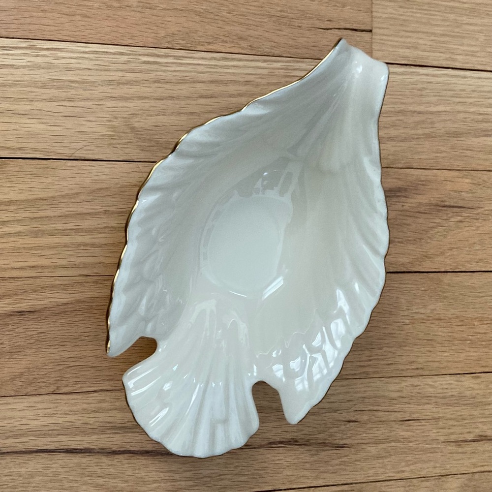 Vintage Lenox Classic Off White Porcelain Trinket, Candy, DOVE dish, 24K Trim - Picture 11 of 13